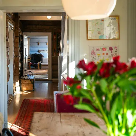 Feriehus Charming 18th-century Farm By A Nature Reserve Storneve