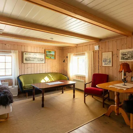 Charming 18th-century Farm By A Nature Reserve Feriehus *